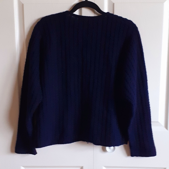 L.L.Bean Blue 100% Wool Sweater M - Picture 2 of 6